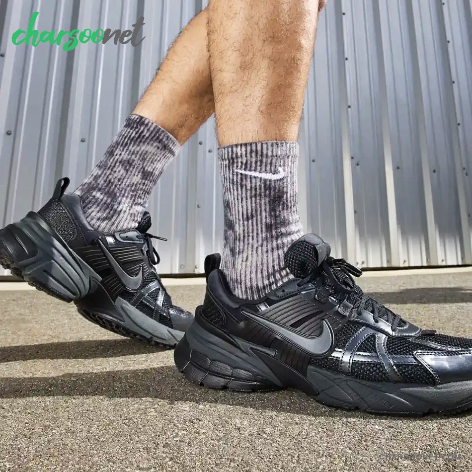 کفش روزمره نایکی Nike V2K