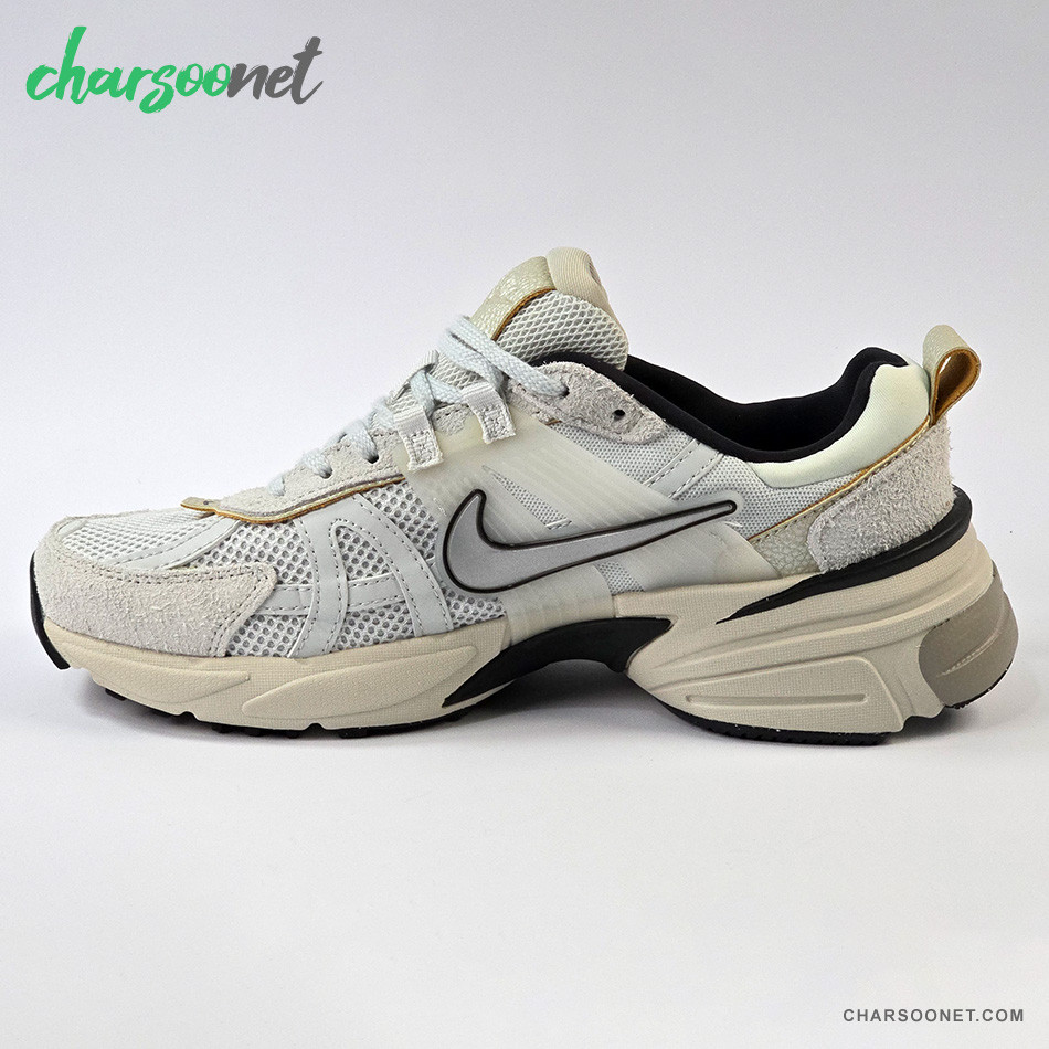 کفش روزمره نایکی Nike V2K