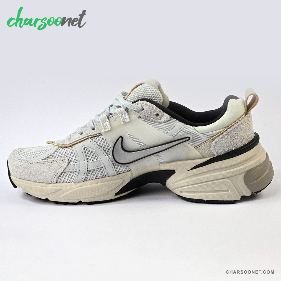 کفش روزمره نایکی Nike V2K