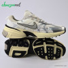 کفش پیاده روی و دویدن نایکی Nike V2K