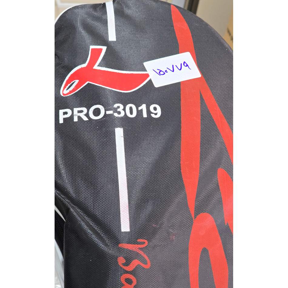 راکت بدمینتون Pro-3019 همراه کاور و ۱۲ عدد توپ