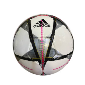 توپ فوتبال adidas