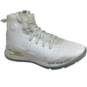 کتانی بسکتبال طرح Under Armour