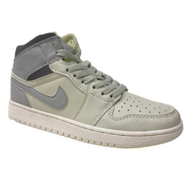 اسنیکر دخترانه نایکی مدل Air Jordan 1