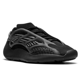 کتانی ورزشی آدیداس مدل یزی Adidas Yeezy 700