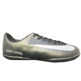 کفش فوتسال حرفه ای مناسب سالن