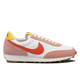 کفش پیاده روی و دویدن نایک زنانه Nike Daybreak CK2351-600