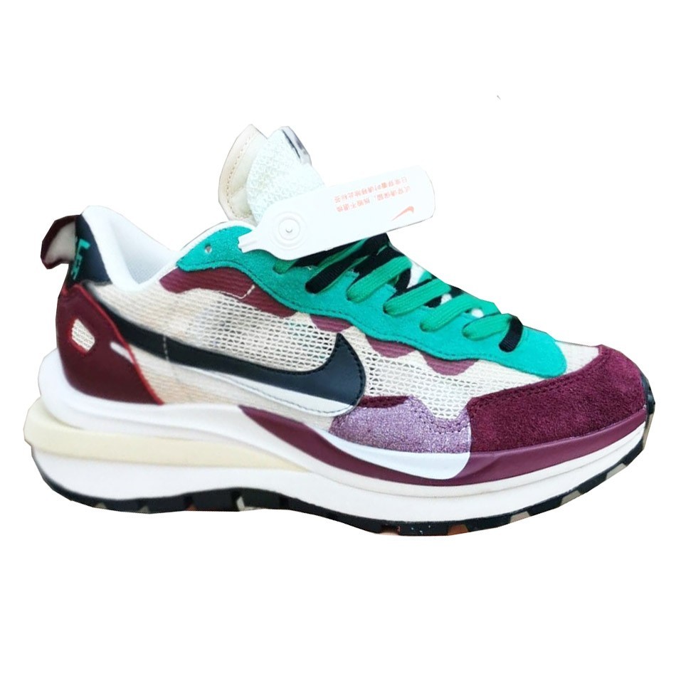 کفش پیاده روی نایک زنانه و مردانه Nike sacai