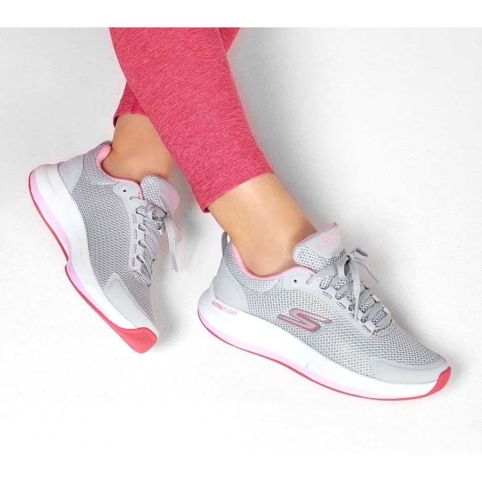 کتانی اسکیچرز مدل Skechers Go Run کد 128077gypk