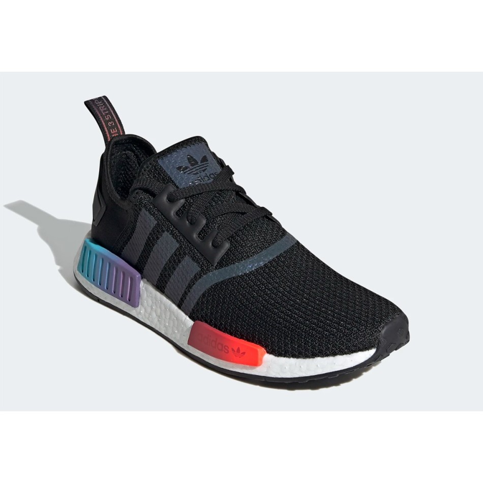 کفش پیاده روی و دویدن آدیداس مردانه Adidas NMD_R1