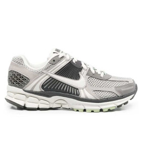 کفش اسپرت نایک Nike Vomero 5