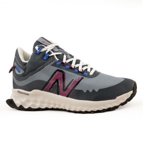 نیم بوت زنانه نیوبالانس New Balance Garoe Mid V1 Trail