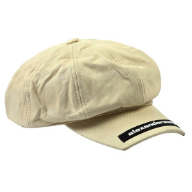 کلاه کپ لبه دار