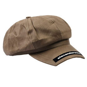 کلاه کپ لبه دار