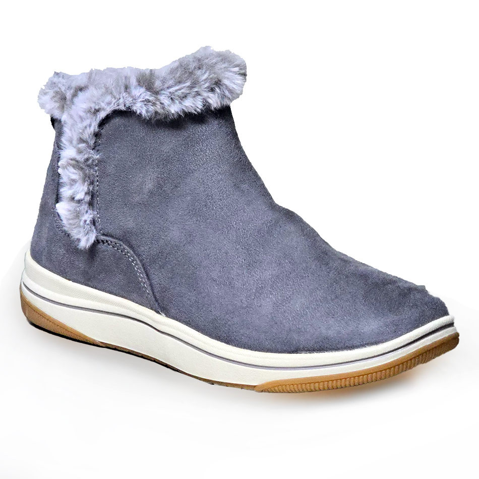 بوت زنانه کلارکس Clarks Cloudsteppers Faux Fur