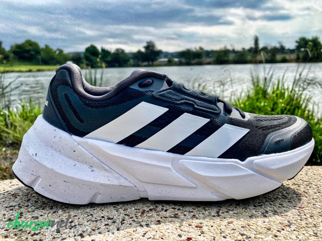 بهترین کفش پیاده‌روی Adidas Adistar